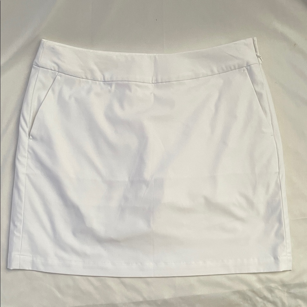 Nike White Performance Tennis Skort with Embroidered Swoosh